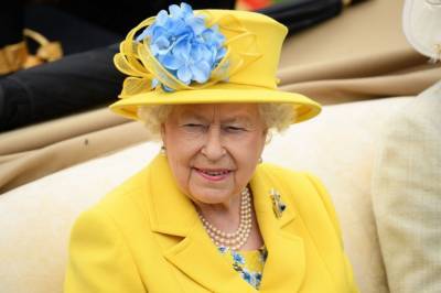 Королеву Елизавету II обокрали во дворце на 100 тысяч фунтов стерлингов