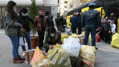 Более 1100 человек вернулись в Карабах из Армении за сутки