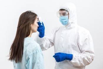 Правительство поддержало вологодских медиков, работающих с коронавирусом