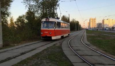 Поспешите на остановки: в Киеве троллейбусы и трамваи остановятся раньше времени