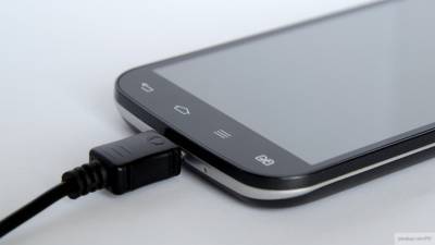 Геолокация и оплата по NFC способны убить батарею смартфона — эксперт