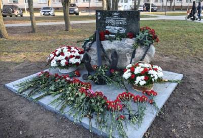 Скверу в Сосновом Бору присвоено имя Героя России Андрея Воскресенского