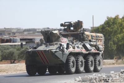 Российские и сирийские военные подорвали командный пункт террористов в Идлибе