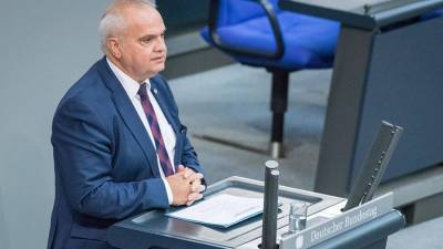 Депутат бундестага назвал антироссийские санкции «выстрелом в колено»