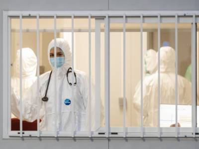 Пандемия: в мире на COVID-19 заболело уже почти 69 млн человек