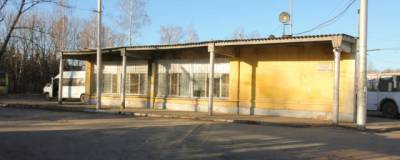 В Рязани у здания диспетчерской произвели ремонт крыши