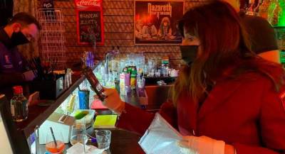 На владельцев работавших ночью баров возбудили уголовные дела в Петербурге