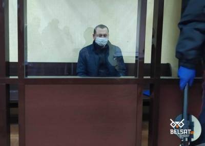 Жителя Витебска осудили на 4,5 года за подсечку сотруднику милиции, который упал и оцарапал ладони