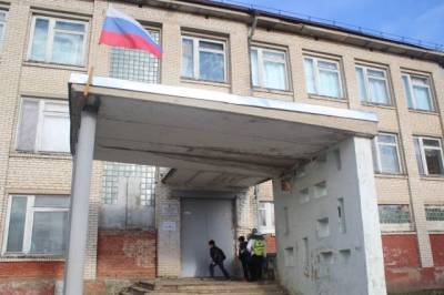 18 школ пострадали в Иркутске от землетрясения
