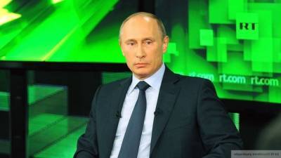 Путин назвал телеканал RT мощным медиаресурсом России