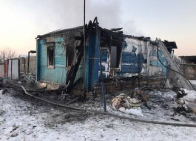 Отец летел с остановки: 11-летний мальчик погиб в пожаре в Башкирии, спасая свой дом от огня