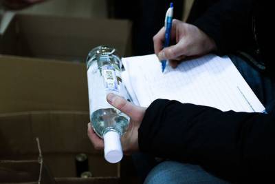 Два бизнесмена в Кагальницком районе Дона получили штрафы за нелегальную продажу алкоголя