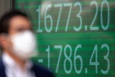 Nikkei закрылся снижением под влиянием проблем с Brexit и стимулами в США