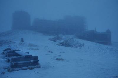 Карпаты заметает снегом: На горе Поп Иван ограниченная видимость