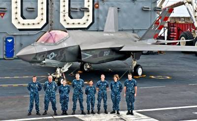 Несовместим с авианосцами: военные США столкнулись с неприятной проблемой F-35