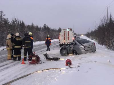 На трассе в районе Ноябрьска в ДТП с грузовиком погиб водитель «Лады»