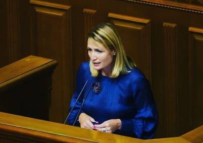 Зарплаты мужчин и женщин в Украине будут равными - вице-премьер