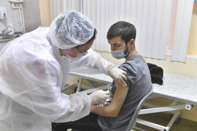 Свыше 150 тыс россиян получили вакцину от коронавируса "Спутник V"