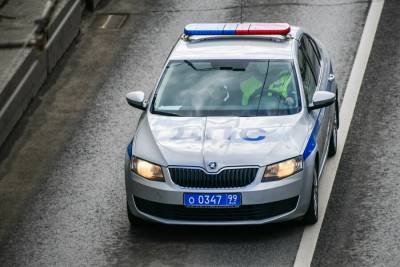 Водитель Toyota сбил человека на самокате в Марьине