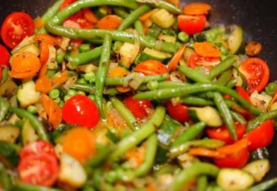 Ученые рассказали, почему жареные овощи полезнее вареных