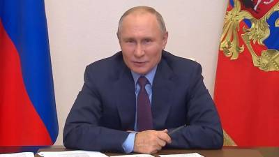 Путин согласился обсудить риски законодательства об иноагентах
