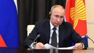 Путин пообещал защитить Россию от вмешательства извне
