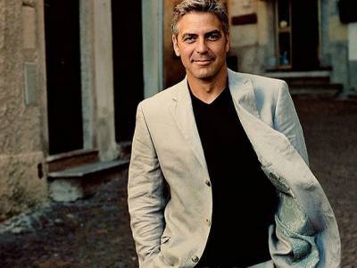 Джордж Клуни попал в больницу, готовясь к роли изможденного астронома с онкологией