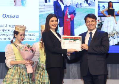 39 учащихся и студентов Гродненщины отмечены областной премией имени Дубко