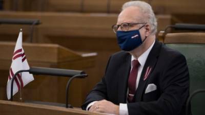 "Хороший метод ослабить противника": президент Латвии назвал призывы не носить маски проявлением гибридной войны