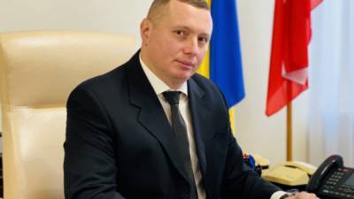 Волынский облсовет просит Зеленского уволить главу ОГА