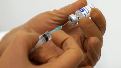 Голикова: В декабре-феврале в гражданский оборот поступят 6,9 млн доз вакцины «Спутник V»