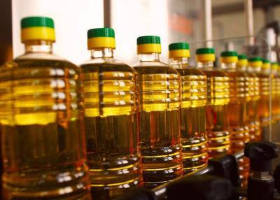 Власти назвали рекомендованные цены на подсолнечное масло и сахар – СМИ