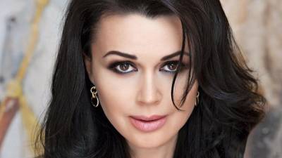 Подруга Заворотнюк обрадовала фанатов новостями о самочувствии актрисы