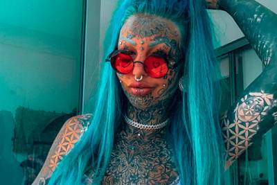 Полностью забитая татуировками звезда Instagram оказалась наркодилершей