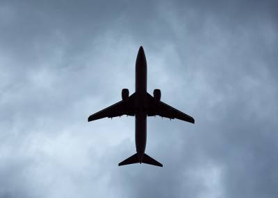 Пассажир скончался на борту самолета Омск – Москва