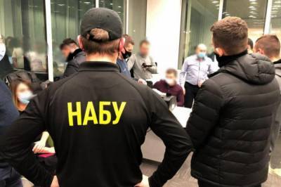"Лояльность" за 250 тыс. долларов: Руководителя порта "Черноморск" разоблачили на вымогательстве взятки