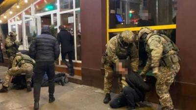 В Киеве и Одессе задержали бандитов, которыми руководили "воры в законе" из России