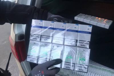 Бывший венгерский дипломат попытался нелегально вывезти из Украины сигареты: фото и видео