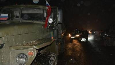 В Степанакерте автомобиль врезался в грузовик миротворцев