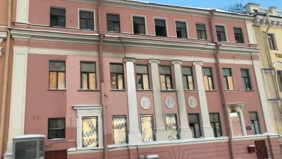 Суд в Петербурге обязал восстановить особняк Черкасского