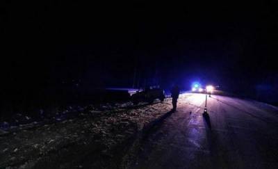 На тюменской дороге грузовик с цистерной насмерть сбил мужчину
