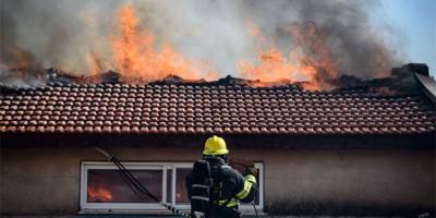 Ночные пожары: 14 пострадавших, квартира чуть не сгорела от ханукальной свечи