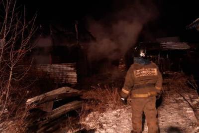 В Смоленской области в ночном пожаре погиб 55-летний мужчина