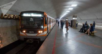 Активисты на час парализовали работу Ереванского метро, требуя отставки Никола Пашиняна