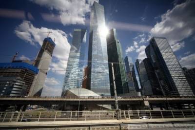 Россияне задумываются о переезде в крупные города из-за работы