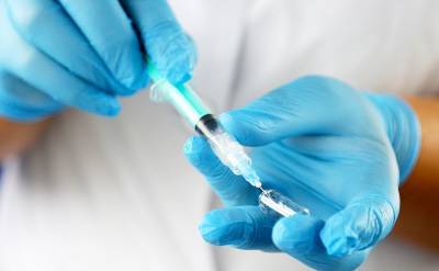 В Австралии у добровольцев, испытывавших вакцину от COVID-19, обнаружили ВИЧ