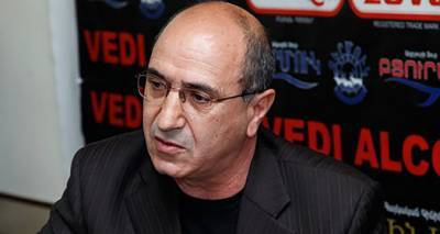 Паспорта азербайджанцам: лидер армянской партии стал фигурантом дела о ложном доносе