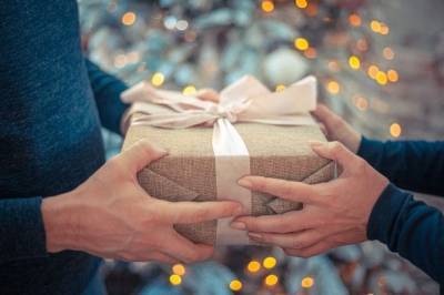 Эксперты рассказали, какие новогодние подарки популярны у россиян