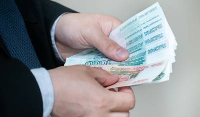 Виновник аварии выплатит пострадавшей тюменке 300 тыс. рублей