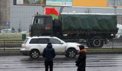 Белорусы шокированы запретом на выезд из страны: Железный занавес подкрался незаметно